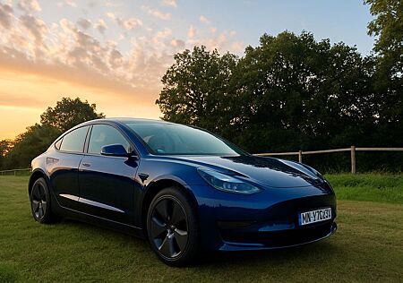 Tesla Model 3 RWD+Garantie bis Ende Oktober!