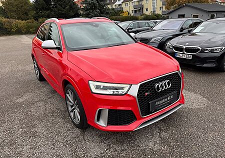 Audi RS Q3 2.5 LED / BOSE / PANO / KAMERA