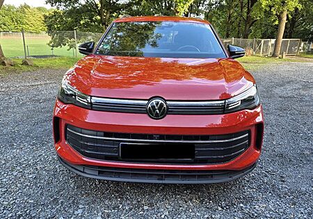 VW Tiguan Volkswagen 1.5 eTSI 150PS DSG AHK Navi GOAL