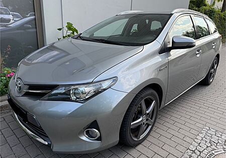 Toyota Auris Touring Sports Auris Hybrid Touring Sports*Mietwagenpaket*15JG.
