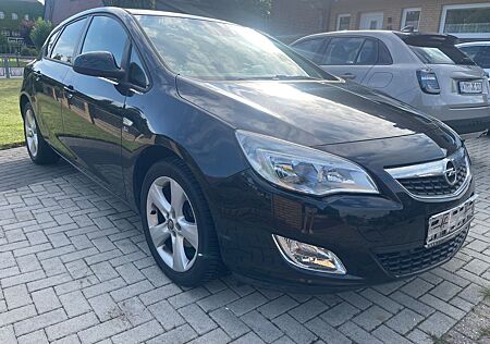 Opel Astra 1.4T 103kW 150 Jahre 150 Jahre