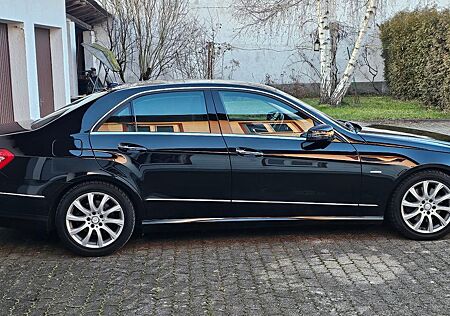 Mercedes-Benz E 350 4matic BlueEFFICIENCY -