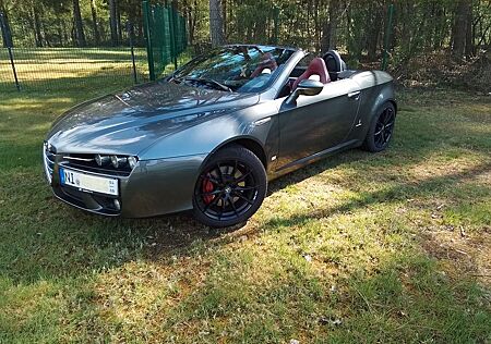 Alfa Romeo Spider 939 2.0 JTDM "Exclusive"
