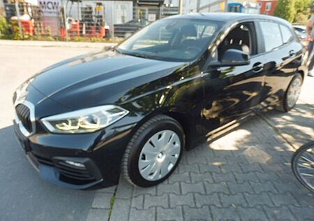 BMW 118 d Advantage LED NAVI PDC ALU