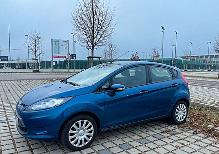 Ford Fiesta 1,25 *TÜV Neu* blau 60kW Ambiente