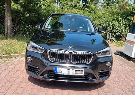 BMW X1 xDrive20i Automatik -
