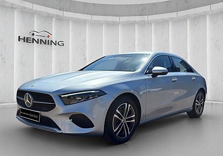 Mercedes-Benz A 180 limo Widescreen Kamera LHZ Spurh. Nav Mbux