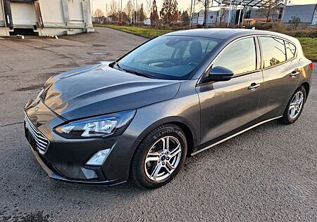 Ford Focus Lim. Cool & Connect