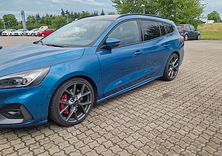 Ford Focus 2,3 EcoBoost ST Styling-Paket Turnier ...