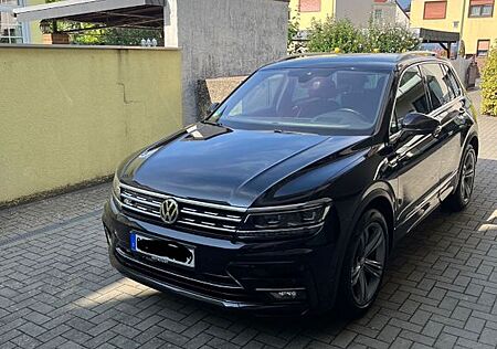 VW Tiguan Volkswagen Highline R-Line 2.0 TSI 140kW DSG 4M