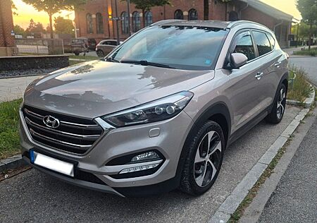 Hyundai Tucson 4WD LEDER/Anhänger/Keyless/KAMERA