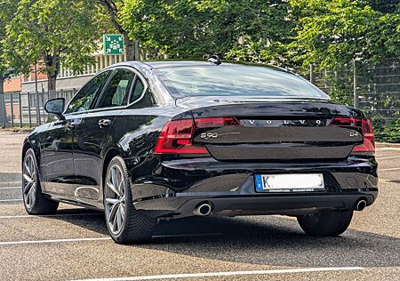 Volvo S90 D4 Geartronic Momentum Pro