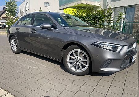 Mercedes-Benz A 220 * 36500KM* Rentner Fahrzeug*