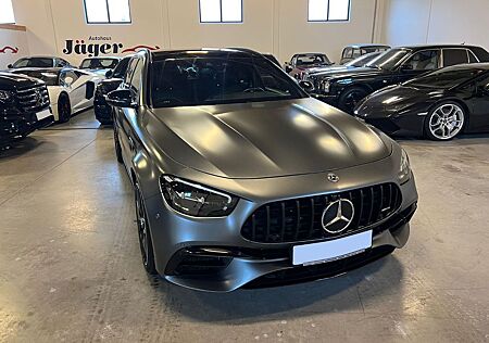 Mercedes-Benz E 63 AMG E 63 S AMG 4Matic-AMG-PERFORMANCE-SPORTABGAS.-