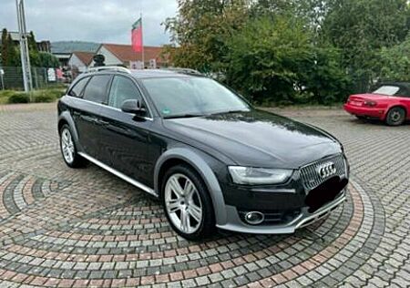 Audi A4 Allroad 2.0 TDI S tronic quattro -
