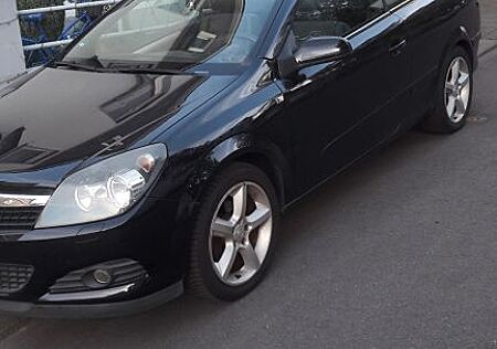 Opel Astra 1.6 TWINTOP Edition Edition