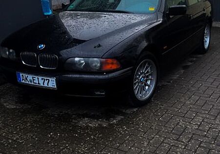 BMW 520i E39