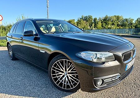BMW 530d xDrive Touring Navi ServiceP SthzH HUD AHK