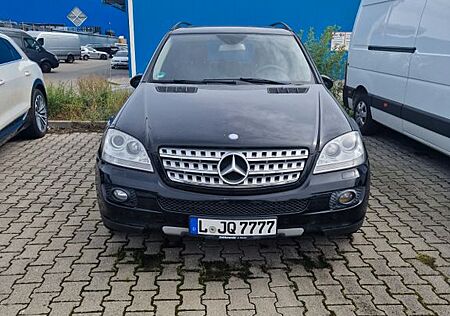 Mercedes-Benz ML 350 4MATIC -