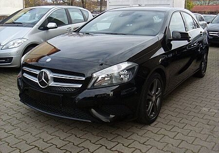 Mercedes-Benz A 180 Urban Automatik 61.965 Kilometer