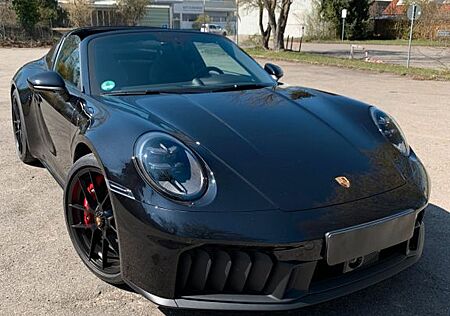 Porsche 992 .2 Targa 4 GTS