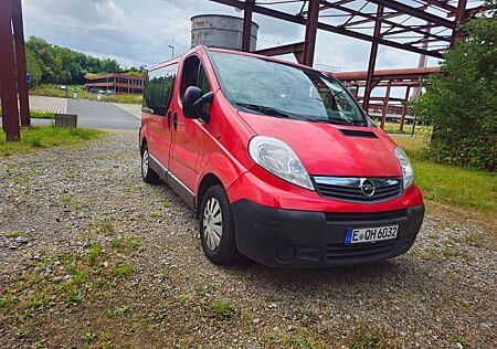 Opel Vivaro 9 Sitzer