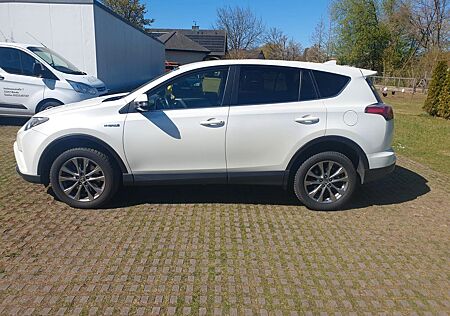 Toyota RAV 4 2,5-l-Hybrid
