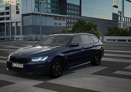 BMW 530e xDrive Touring ///M Sport PRO Laser PanoSD