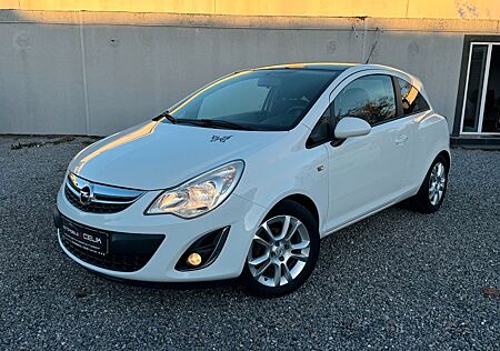 Opel Corsa D 1.4 Color Edition *TÜV / INSPEKTION NEU*