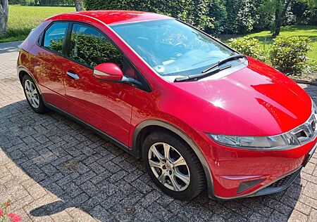 Honda Civic 1.4 - TÜV neu