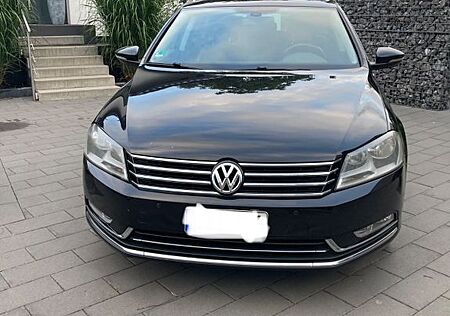 VW Passat Variant Volkswagen 2.0 TDI 130kW Highline BMT Va...