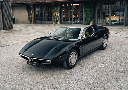Maserati Bora 4700 mit Certificate, 1 of 289, matching!
