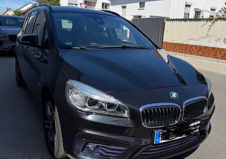 BMW 2er 220 Gran Tourer 220d Sport/Pano/7Sitz/AHK