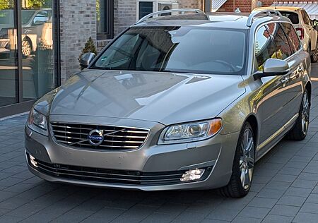 Volvo V70 D5 Inscription, Leder, On Call