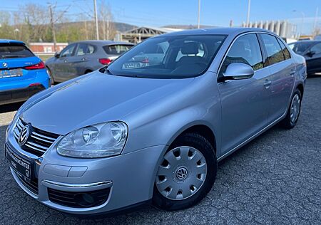 VW Jetta Volkswagen 1.6 75kw 2.HAND/SHZ/KLIMAAUT/PDC/TEMP/TÜV