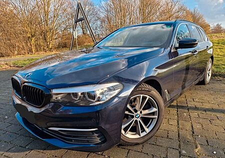 BMW 520d xDrive Touring /Leder, Navi,PDC,Lenk-A,Voll