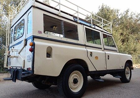 Land Rover Defender 110 / Santana 109 2,3 D Mallorca