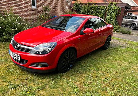 Opel Astra 1.8 TwinTop ECOTEC Endless Summer Autom.