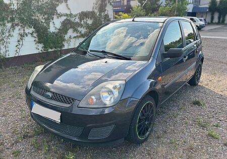 Ford Fiesta Fun X Neu Tüv 2027 Klimaanlage