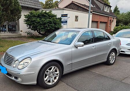 Mercedes-Benz E 320 4MATIC ELEGANCE Elegance