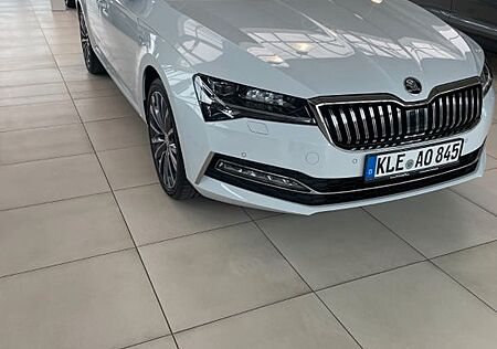 Skoda Superb 2.0 TDI SCR 147kW DSG 4x4 L&K COMBI L&K