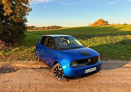 Honda e Advance - Top Zustand, Service neu