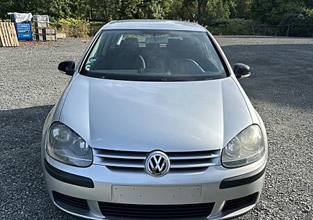 VW Golf Volkswagen 1.4 Trendline