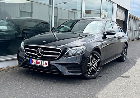 Mercedes-Benz E 300 de Lim. AMG/Multibeam/Wide/Burmester/GSD