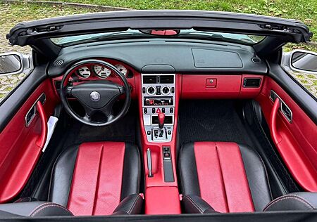 Mercedes-Benz SLK 200 Kompressor 1 Hand guter Zustand Tüv Neu