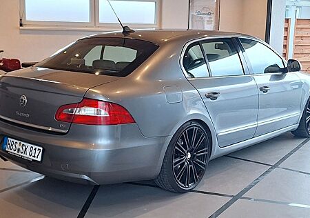 Skoda Superb 1.8 TSI DSG Elegance Elegance