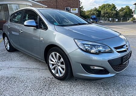 Opel Astra J Lim. 5-trg. Active