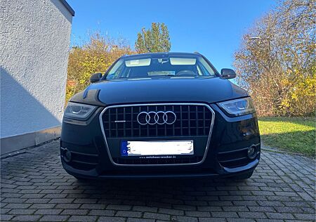 Audi Q3 2.0 TDI S tronic quattro -