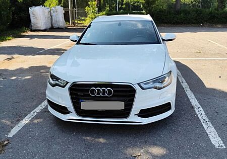 Audi A6 Avant Kombilimousine 150 kW quattro S-Line