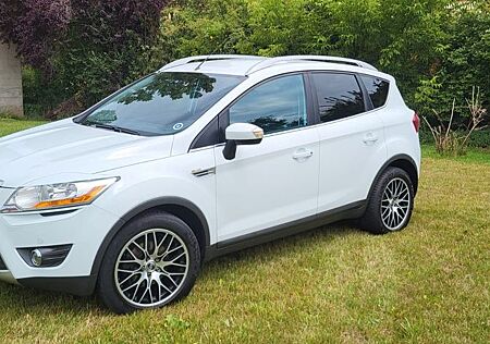 Ford Kuga 2,0 TDCi 4x4 120kW Titanium Titanium